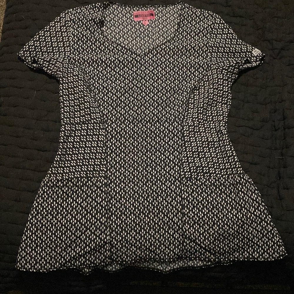 Med couture scrub top